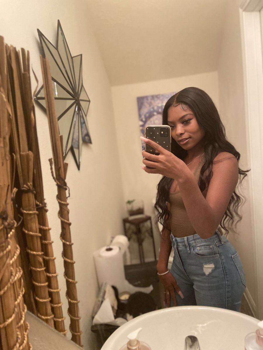 kameronnn__'s tweet photo. #sagszn 😘 https://t.co/IpWPGYAzjs