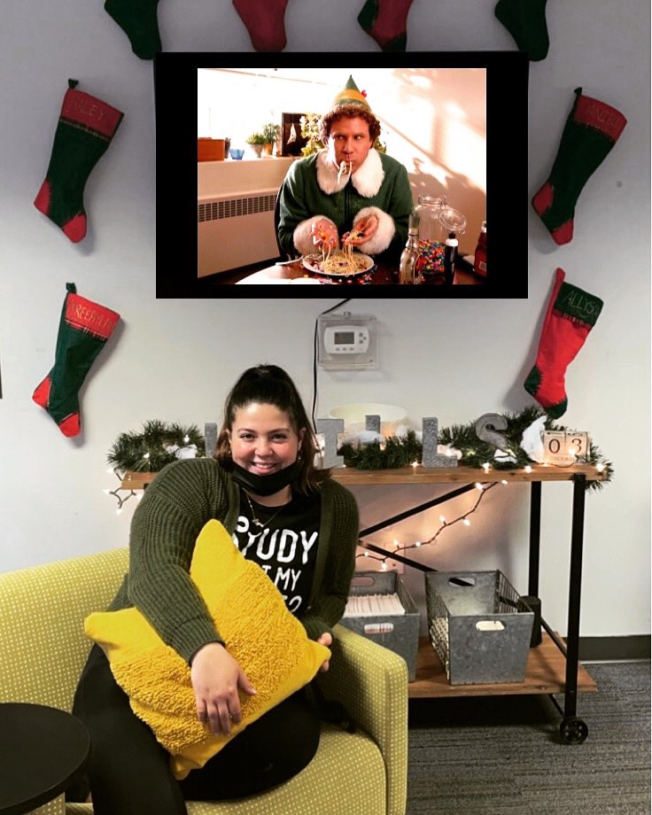 liveuhills's tweet photo. 12-07 Trivia Tuesday in the office! 📝
12-10 Pancakes and Pjs @9am 🥞
12-13  Care Packages 🎁
12-14 Starbucks &amp; Donuts @9am 🍩
12-15 Insomnia cookie giveaway 🍪😴
12-16 Game night &amp; Pizza @6pm 🎮🍕
12-17 Stress away w/ a massage! 💆🏻‍♀️
12-22 Ugly sweater contest 🎄 https://t.co/JDQB4UuZEE