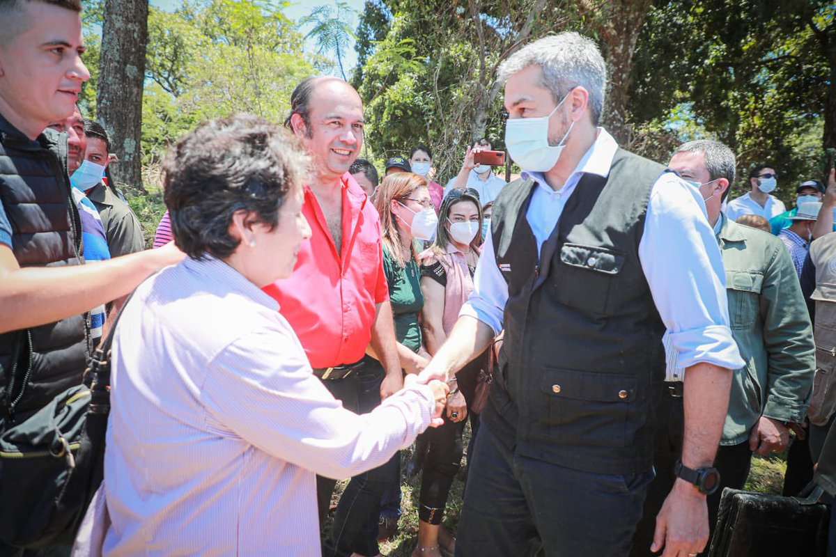 capaco_oficial's tweet photo. La Ruta de la Producción en #Caazapá fue inaugurada por el Pte @MaritoAbdo y el @mopcparaguay
Beneficia a 43 mil pobladores.
Más de 50 km del tramo Yuty-Cruce Alpa-San Francisco, conexión vial clave para el desarrollo de la zona.
Felicitamos a la empresa TECSUL por la obra 💪👏 https://t.co/eg4VwVomc7