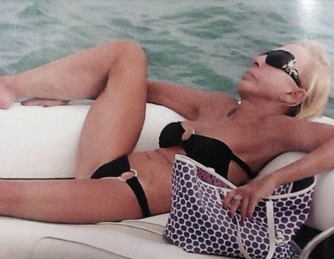 La Patrona tweet media