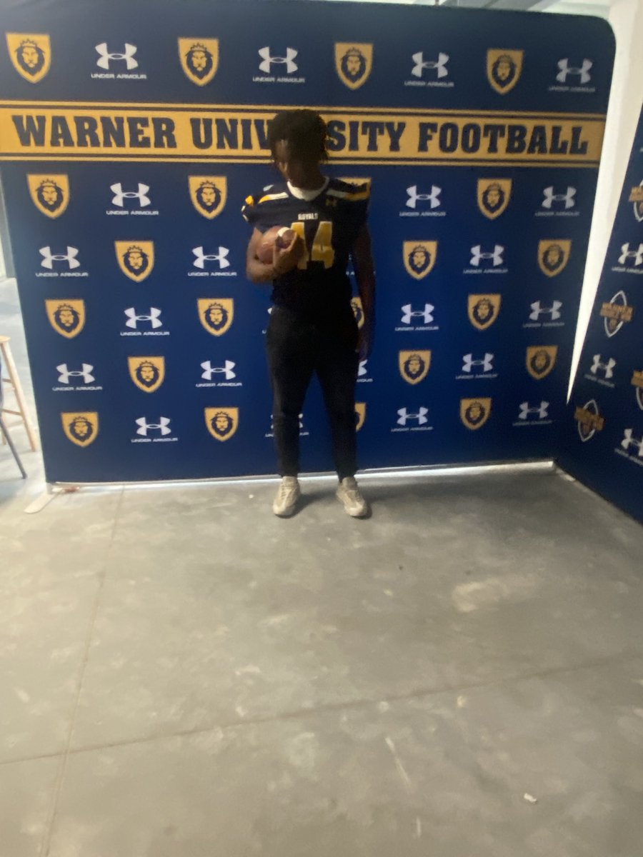 44james1's tweet photo. had a great time visiting at @WarnerU @RealCoach_Mast @coach_pi 💙💛 can’t wait to see what happens in the future https://t.co/hlkgnfqycf