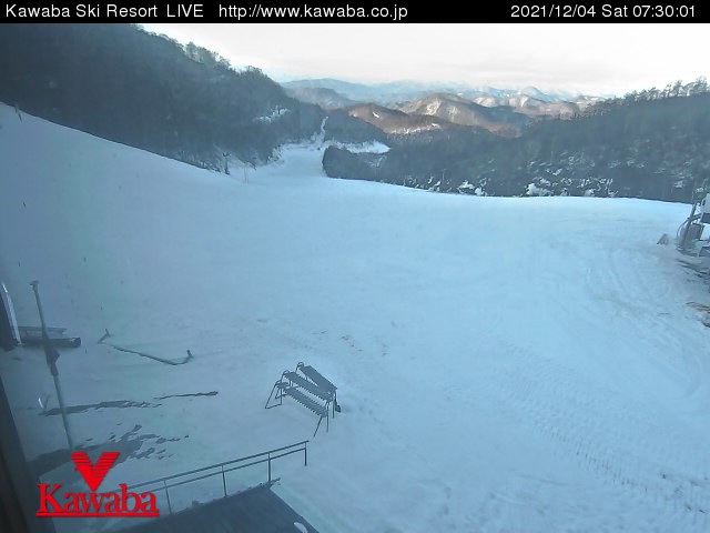 skiinfomation's tweet photo. 本日オープンの川場スキー場です。積雪は50ｃｍで桜川コースでの滑走が可能になりました。滑走距離は1300ｍとなっています。今日は沢山の滑走者でに賑わいそうですね。桜川コースちょっと幅の狭いところとコース最後の部分が少し急なので他の滑走者には気を付けてね。 https://t.co/vvODT1XNp3