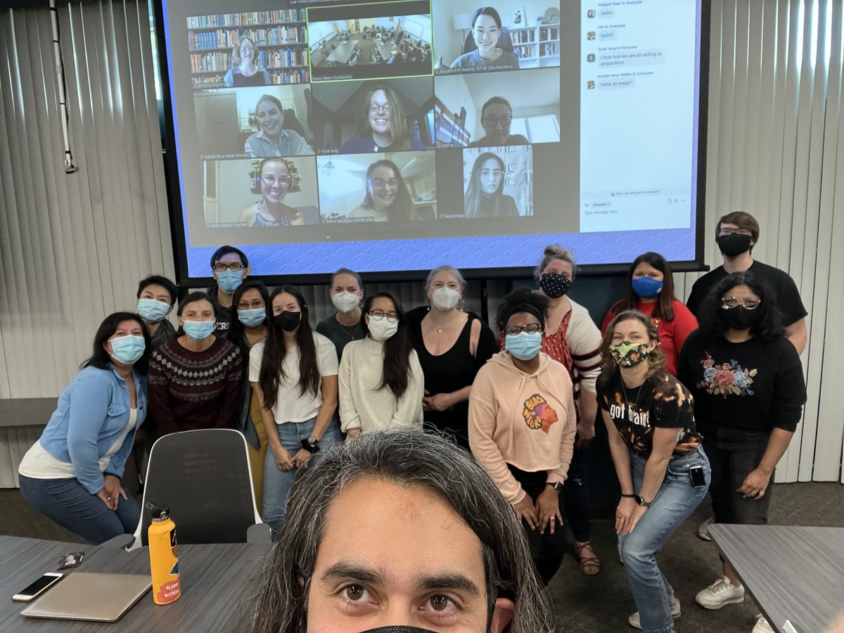 racine_rangel's tweet photo. This week I had my last class as a 2021 #UCI Pedagogical Fellow and it was the first time I met most of them in person! I'll miss our weekly meetings and getting to learn and grow as an educator from so many extraordinary teachers. I am so grateful. #DTEI https://t.co/8f1oUcaiYa