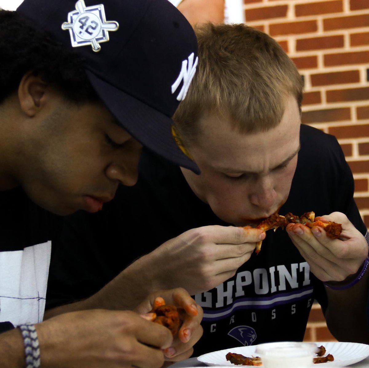 Show some respect for the TWO PEAT! <a href="/albertson1999/">Andrew Albertson</a> is your 2021 Wing Bowl Champion!

#KTS x #GoHPU