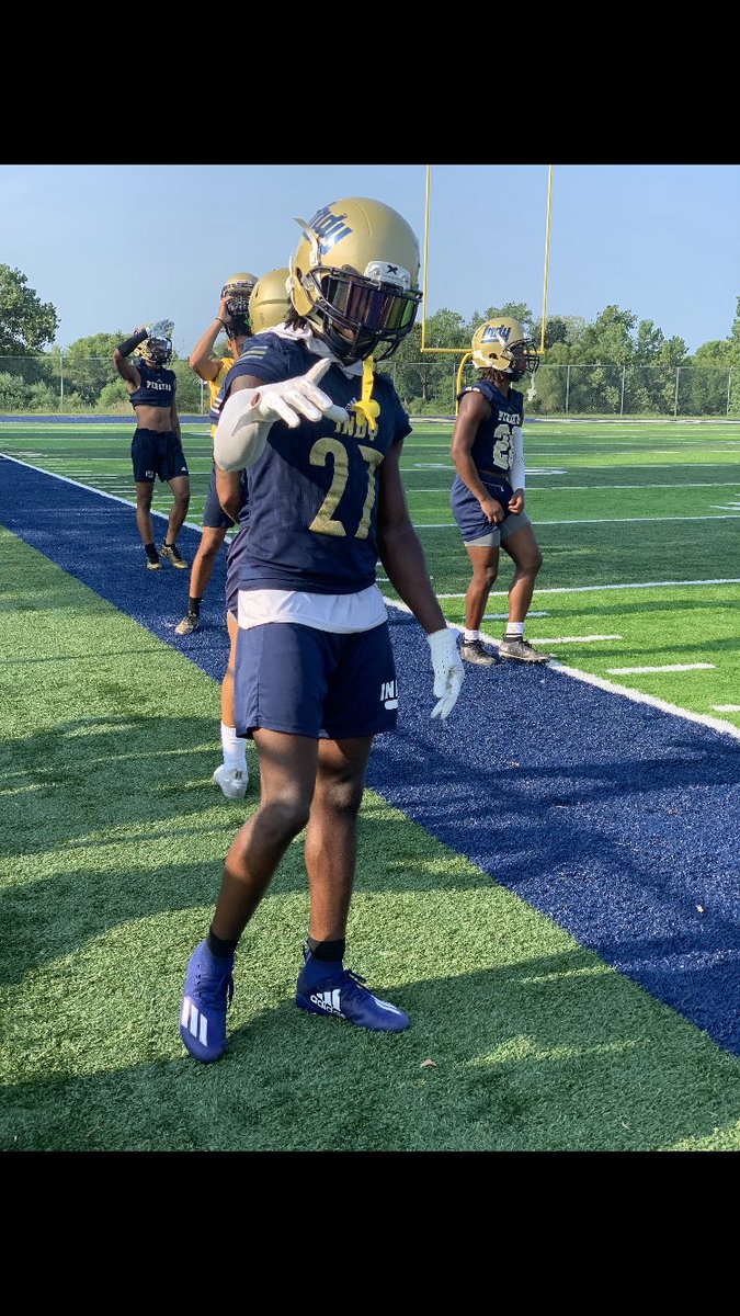 SummerourEdwin's tweet photo. Recruitment Open‼️
Dec Grad 21’
3 For 4
6’0 190
Corner/Nickel
D1 Bounceback‼️‼️‼️
https://t.co/Vyo5AOF7vm https://t.co/wKd7dYJVxw