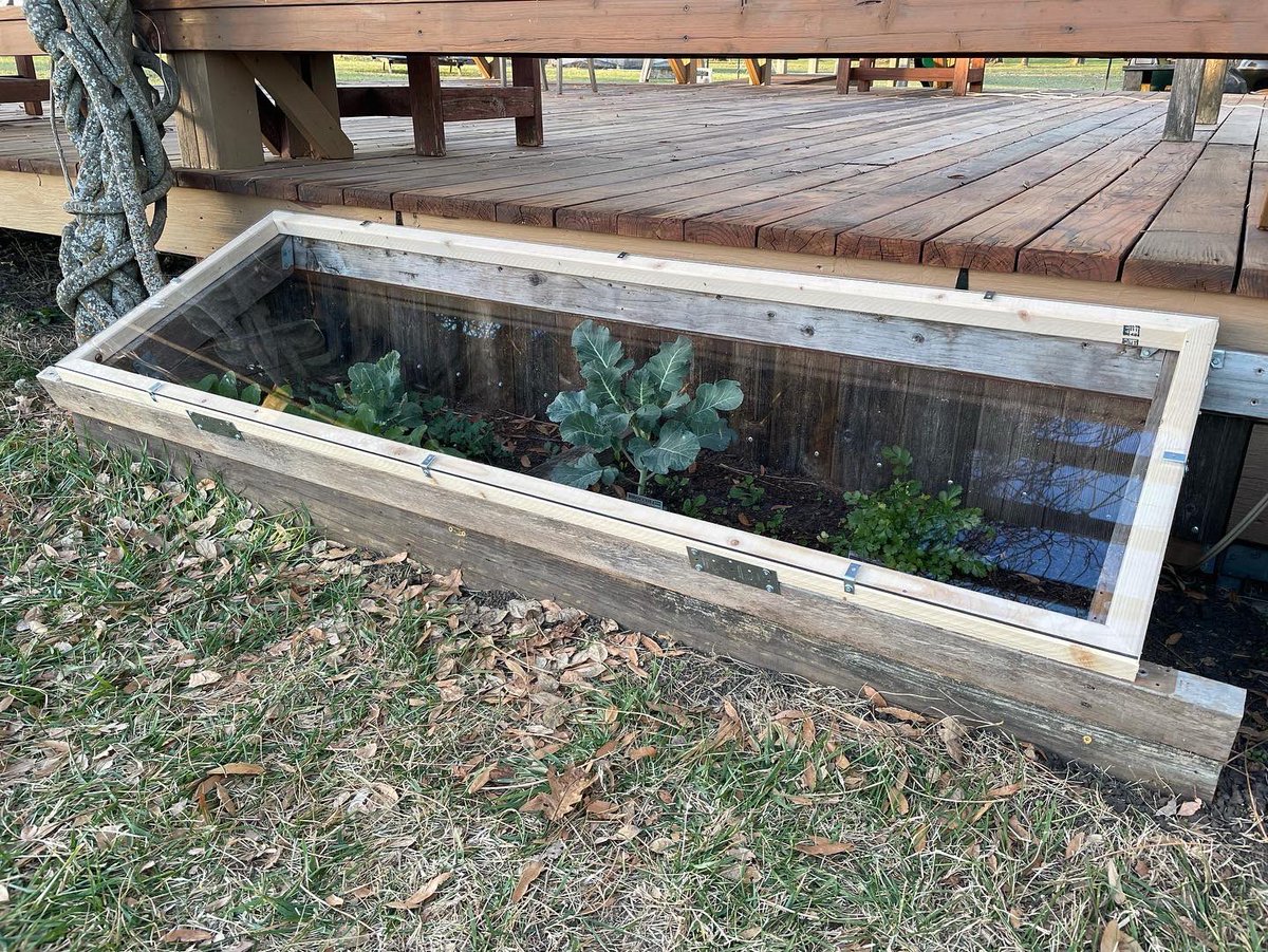 StanHernly's tweet photo. Cold-frame, done!
Bring on the chill! https://t.co/9UgEO2mZq5