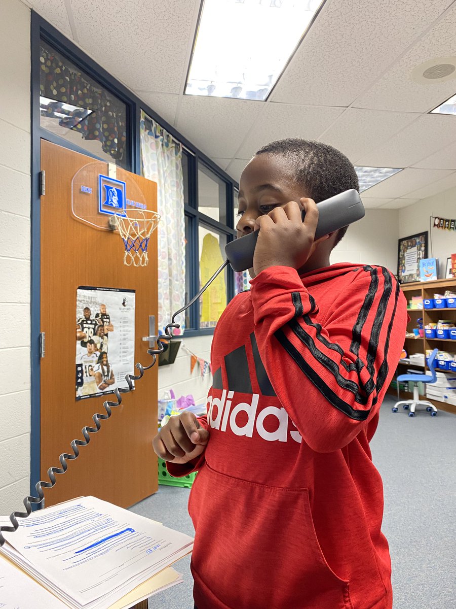 Ccsmith623's tweet photo. Best way to end a tough week is calling home to our families to share the great news about our hard work and growth on MAP @cannons_elem @Brooke_Osb @SpartanburgD3 https://t.co/OItGMZFn7r