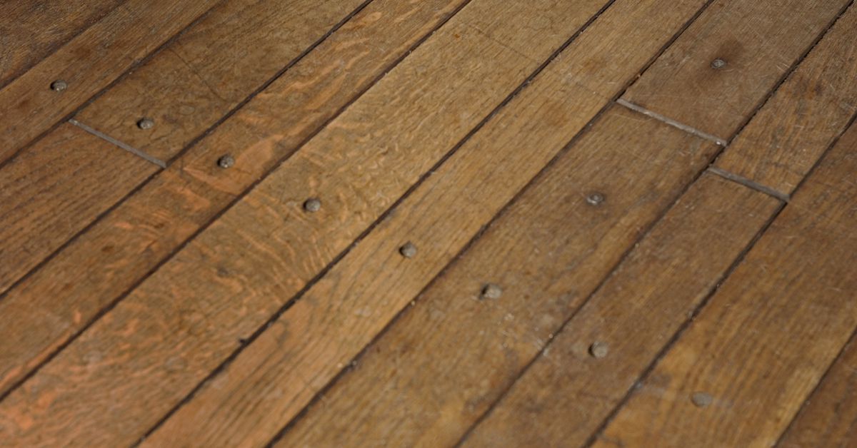 nicoledreamhome's tweet photo. Next time scratches appear in your home's hardwood flooring, here's how to handle them. #DIYtips #homeprojects  https://t.co/aM6Lp25cgj https://t.co/iaZtzqNZuB
