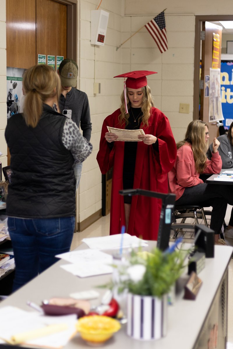 cabotsd's tweet photo. A special early Life Impact Award. Jazmyne Hendrix's mother passed last year &amp; @CabotHigh teacher Jenifer Mitchell stepped in to help her. Jazmyne wanted to surprise Ms. Mitchell early since she is leaving at semester. She wanted to make sure she knew what an impact she made. https://t.co/awzuclx0KZ