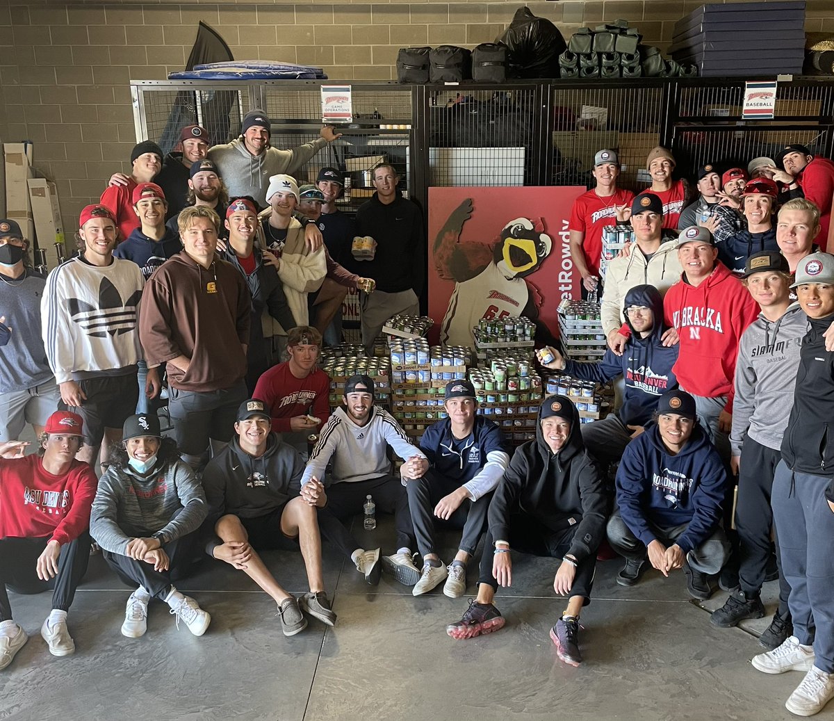 MSUDenverBSB's tweet photo. #CaryChallenge

Canned Food Drive

1st Place: #TeamChase

@chaserb5 @BradHelton8 @jayden_cordova1 @Carterak35 @schultzcody6 @TylerBarth10 @Thorne0017 

NEW PROGRAM RECORD: we collected 3,332 cans for the @AurariaCampus Food Bank

@MSUDenverSAAC @D2SAAC 

#GetRowdy🔴🔵 https://t.co/SonKCJxG1t
