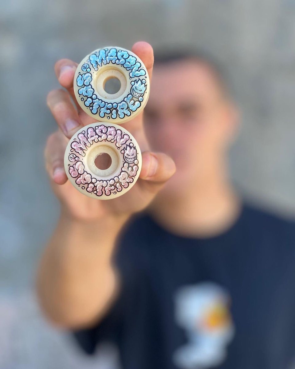 CCS_Skate's tweet photo. Fresh fire starters are in from Spitfire Wheels including the Live To Burnside specials and CCS Pro Mason Silva's Duotones. 
Which wheels did Mason choose when he torched Burnside?
.
photo: Joe Brook - #ccsskate #burnside #ccspro  @spitfirewheels https://t.co/whlCDrPMvB