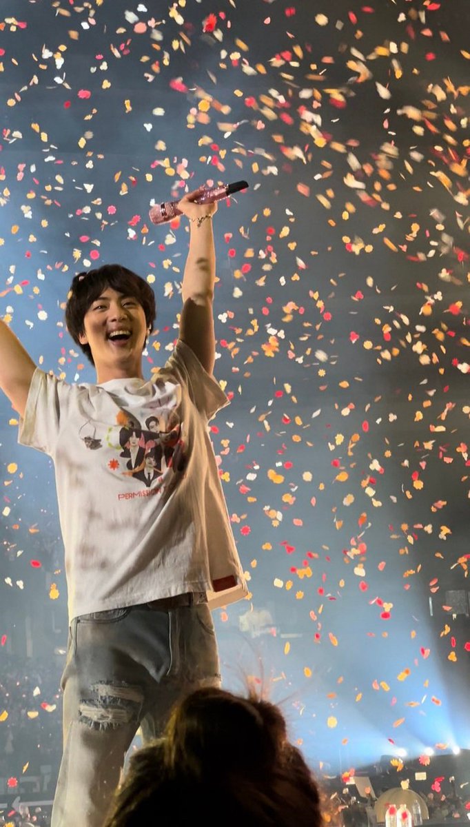 lucianasp2003's tweet photo. Happy birthday Worldwide Handsome. Gracias por hacer que mis días sean mejores, gracias por existir y ser parte de nuestras vidas. Que lo pases genial en tu día y por el resto de los años, Army siempre estará aquí para desearte la mejor felicidad💜
#WorldwideHandsomeDay
#JINDAY https://t.co/rHxoDAs5ks