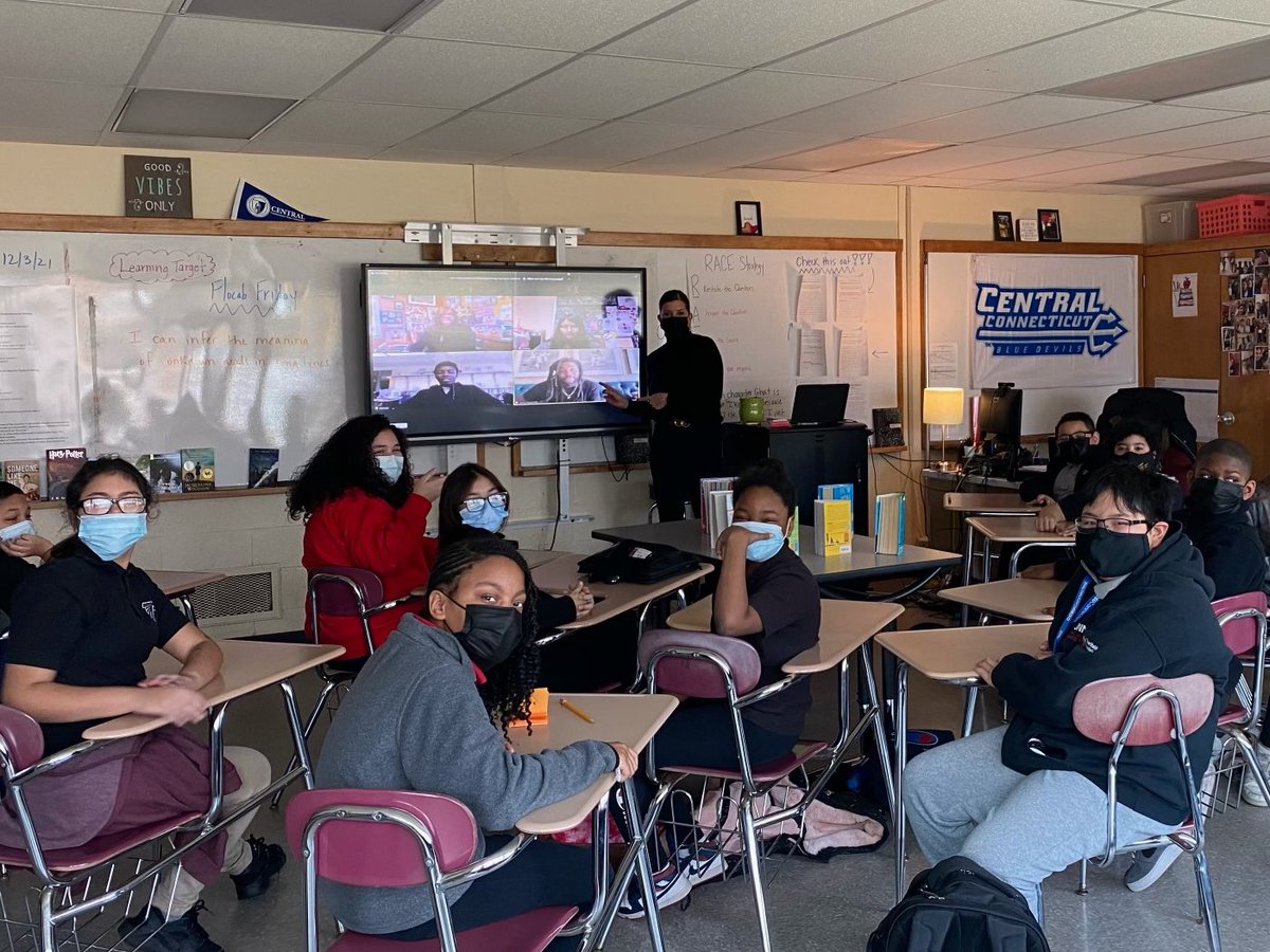 EastHartfordPS's tweet photo. East Hartford Middle School students enjoyed a virtual visit with Author @JasonReynolds83 this morning. He talked about his newest book "Stuntboy in the Meantime." Students &amp; families interested in purchasing a copy can contact the @EHMiddle library. https://t.co/TIF03yWTlR