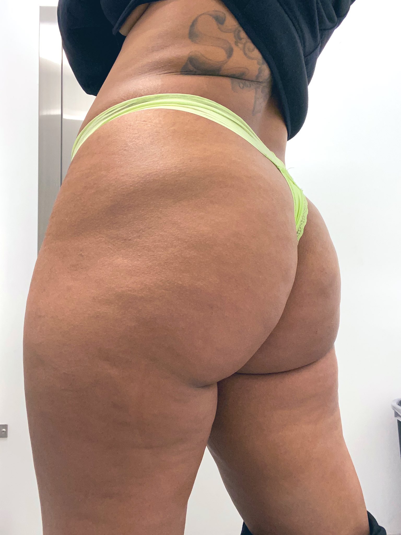 well worn neon THONG, experience my scents. cash app only $daddypiperxo https://t.co/RD89KIcpPP #linkinbio #accountant #usedpanties #pantyseller #pantyfetish #paypig https://t.co/01hSUrdk5z