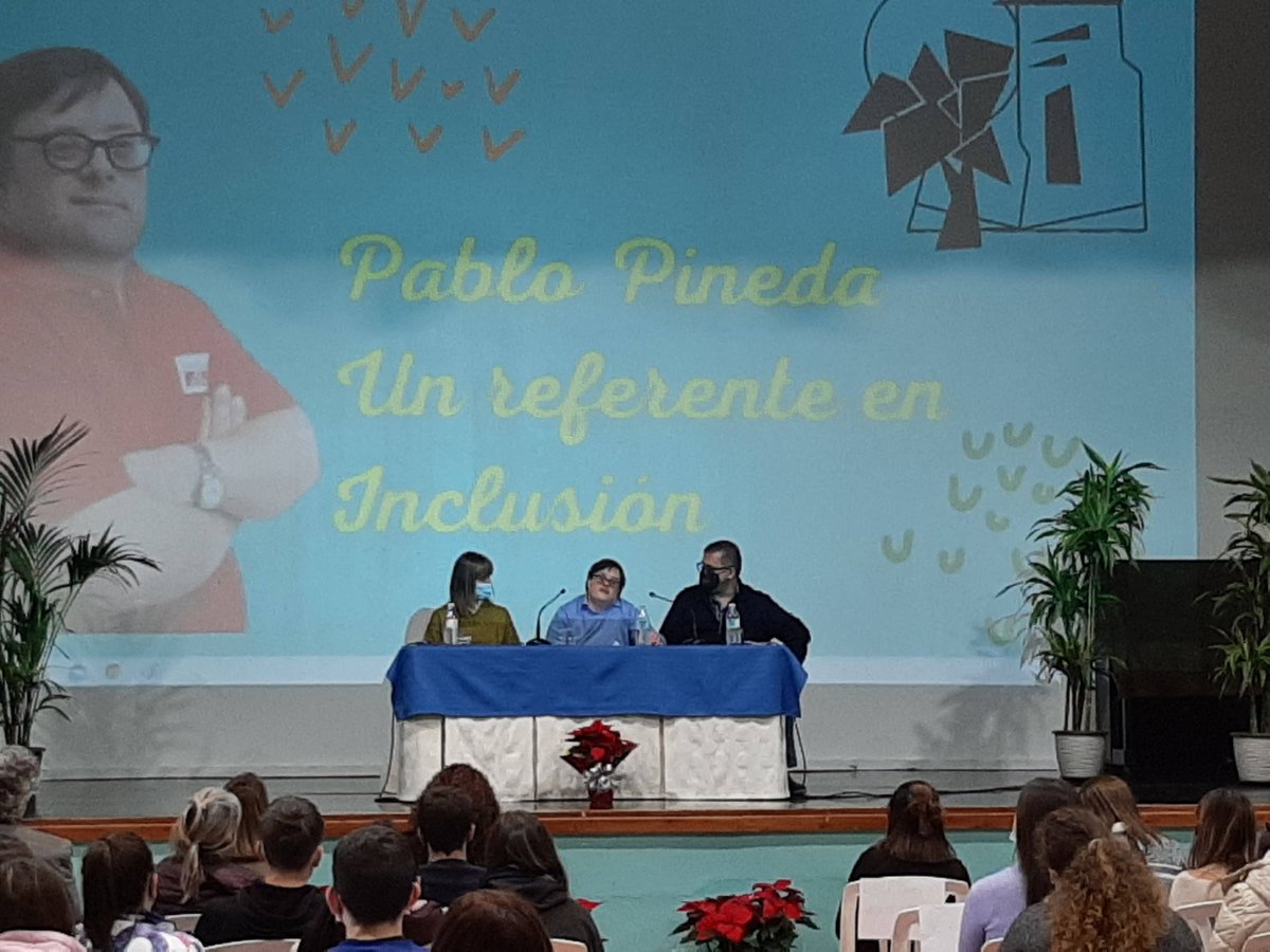 FranCintado's tweet photo. SEMANA DE LA DIVERSIDAD FUNCIONAL 2021 en el @coin_ies , con la presencia de @mercedesgpaine @AytoCoin. @cepmarbellacoin @educaciongob @IgualdadAND. ¡¡Gracias!! 🤗🤗🤗🤗 #yoconladiversidadfuncional #tuentrenastudecides https://t.co/pGLQDPTOIY