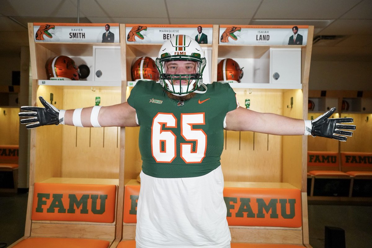 BBBUGATTII's tweet photo. Had a GREAT visit To FAMU!! 🐍 
Thank you @CoachStanchek @HCWillieSimmons  Go Rattlers !!! https://t.co/eMTdQDXIbE