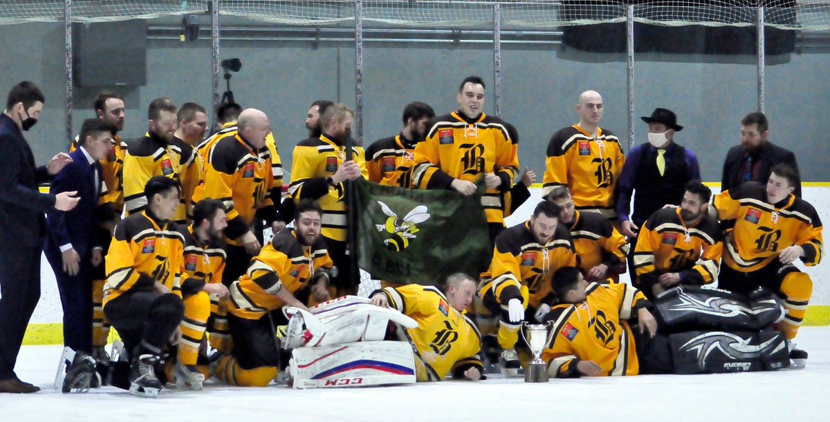 DavidGrebstad's tweet photo. #BREAKING : I've just received word that B Battery has won this year's installment of the Kingston Cup, the annual hockey match between A and B Batteries, by a score of 9-7. #UBIQUE150 @CanadianArmy https://t.co/0hbO2Ej3t2