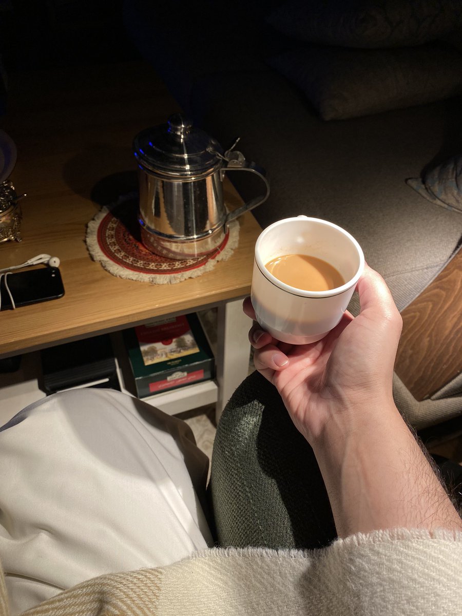 aarhs_sh's tweet photo. -الليالي الباردة والكرك ❄️🧡 https://t.co/jTIoC8u834