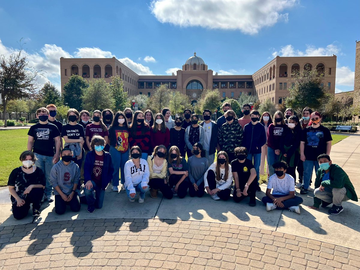 StevensonGTAA's tweet photo. Learned how to catch a killer on our Texas A&amp;M SA field trip. @NISDStevenson #giftedandtalented #gt #TAMUSA #StevensonReunited #NISDReunited https://t.co/dG03TkWZoC