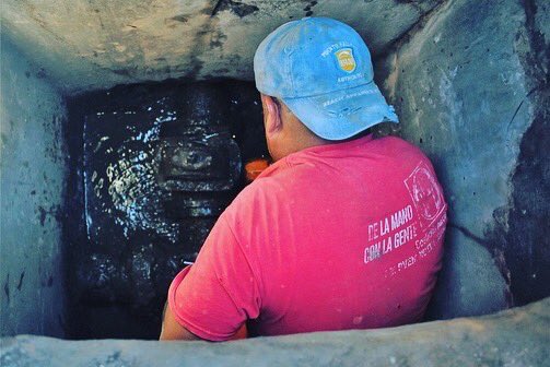 BuscaPorDentroA's tweet photo. Mantenimiento a red de agua en Acuitlapilco
El ODAPAS realiza mantenimiento de red de agua en Acuitlapilco.
Los trabajos consistieron en limpieza y sondeo de caja de válvula a presión de red de agua potable con equipo de succión presión en Av. Arca de Noé Esq. Bugambilias. https://t.co/Yws92qFThe