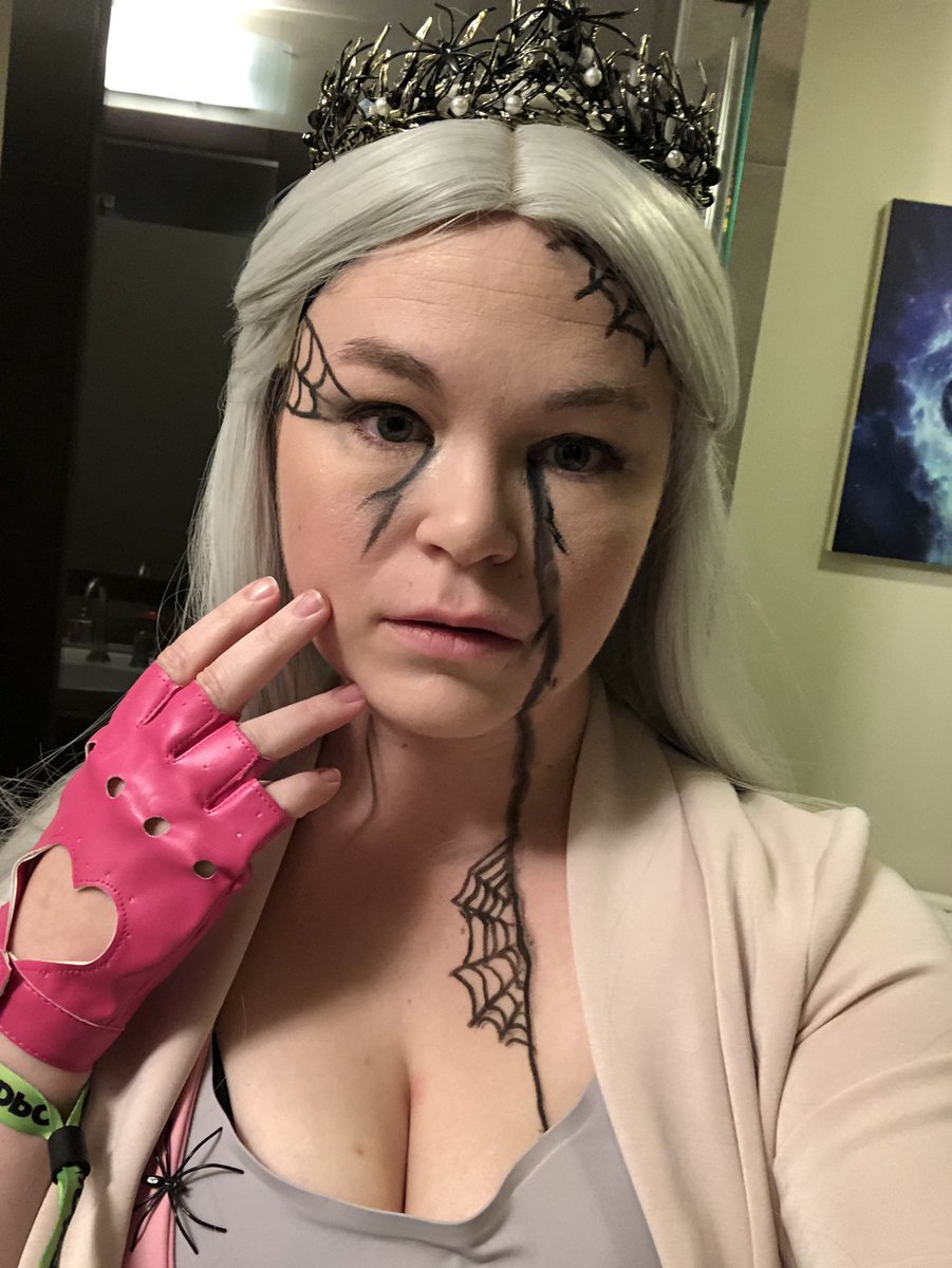 Opal the twice crowned 🕷🕸👑 if you see me at #ECCC today come get a gift from the spider queen! So so so flipping excited to meet <a href="/aimeecarrero/">Aimee Carrero</a> later today! #CriticalRole