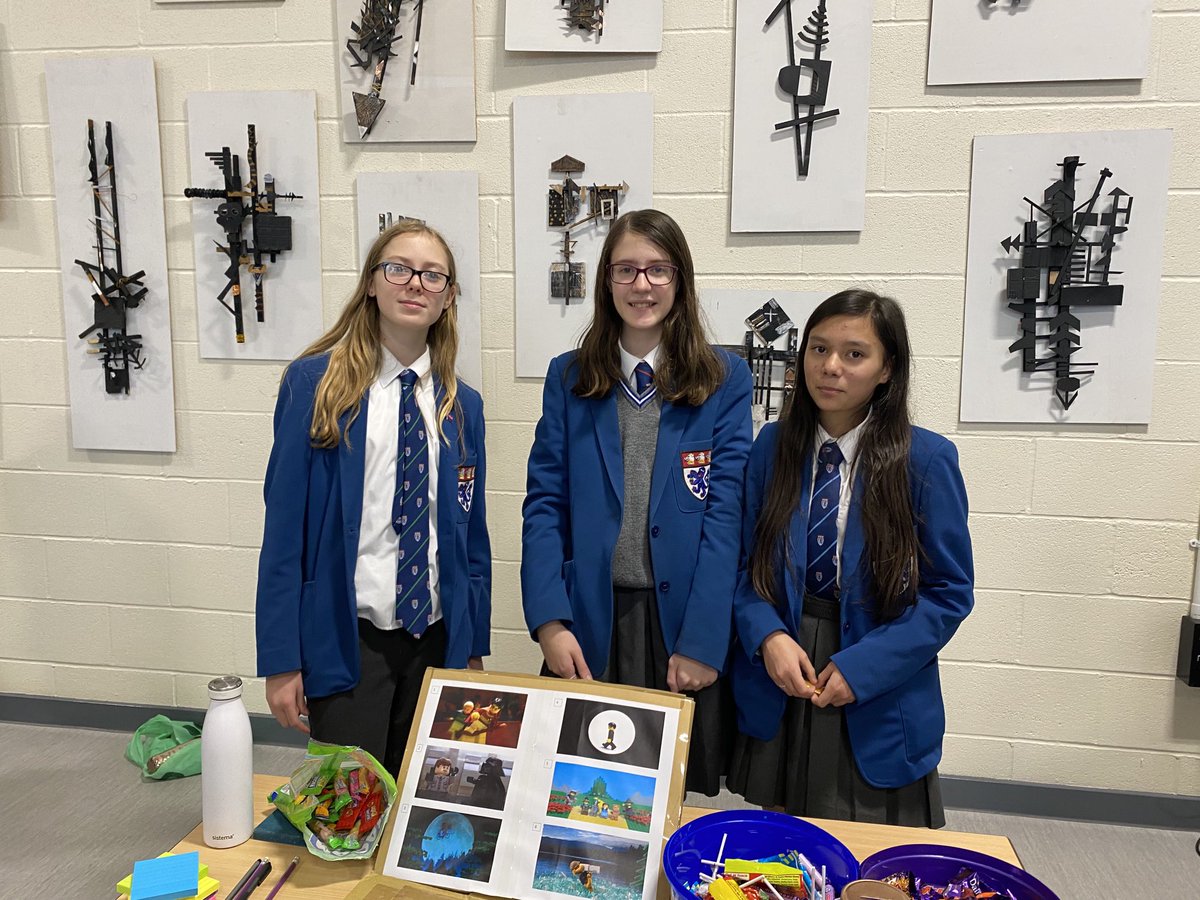 Kings_Wellbeing's tweet photo. Lower School Christmas Fair: having festive fun with friends whilst raising funds for Visyon. #visyon https://t.co/X4MSDjRNOU