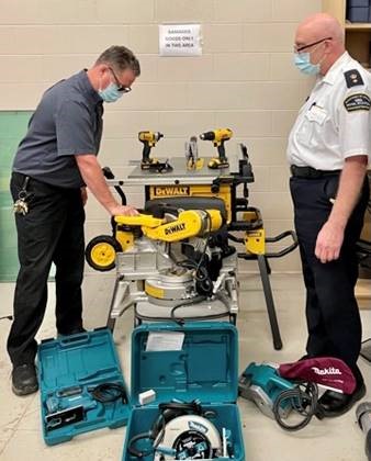 NS_Justice's tweet photo. Weโre working together to support barrier-free, inclusive communities & enhancing employment opportunities for men involved with the justice system by building & installing access ramps. Our first ramps will be ready to roll into communities early next year. #StopGapRamps #ipdwd https://t.co/0zvxGJrrx5