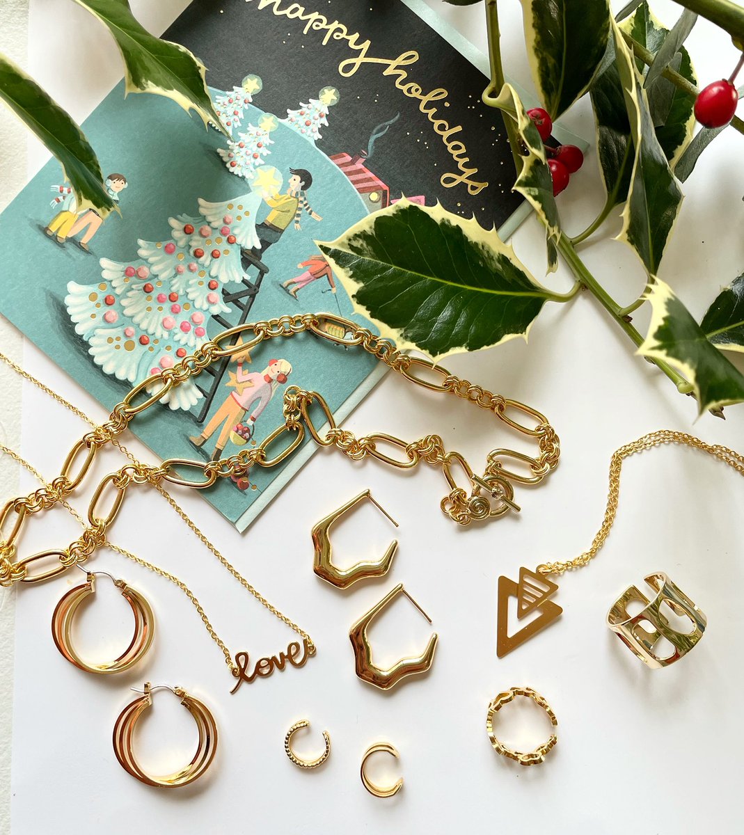 Finding a meaningful Christmas gift 🎁 is well worth the effort. #standoutboutique #handmadegifts