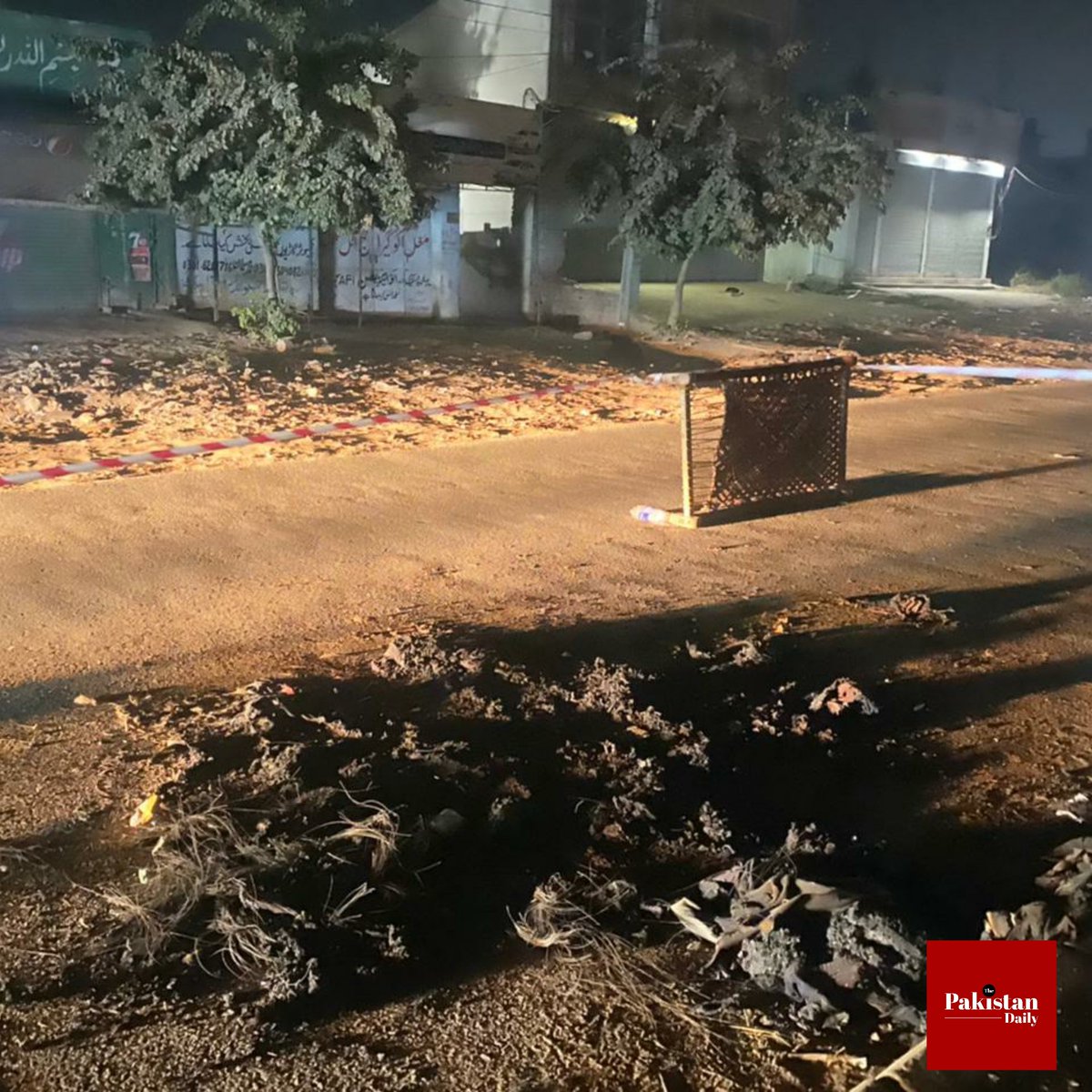 HamzaAzhrSalam's tweet photo. This is the spot Sri Lankan national Priyantha Kumara was murdered by a violent mob in #Sialkot as thousands of Pakistani citizens watched the horrific scenes and even took selfies. 

The #SialkotIncident is a dirty stain on our history which will be hard to wash. #Blasphemy https://t.co/0KbDkb28T4