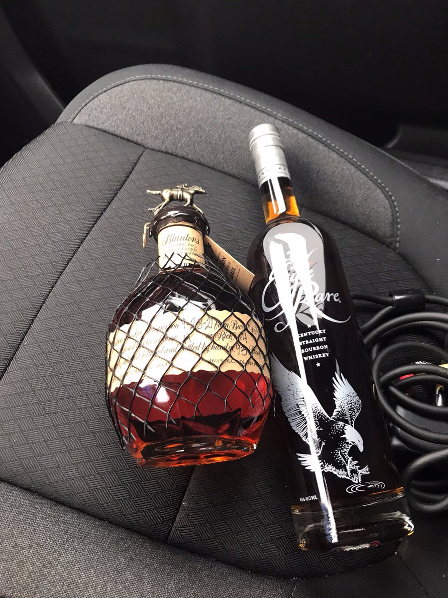 amERICanHog's tweet photo. Someone hit the jackpot today #KentuckysFinest https://t.co/XQc0mq2rPS