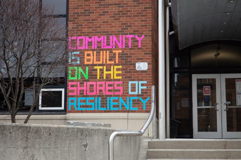 culture_to's tweet photo. Get inspired on your next neighborhood stroll! Check out poems for Your Path & find messages of strength, hope and resilience displayed in the form of text-based visual art installations.
Find a location near you: https://t.co/KTGs0aByQZ
📸 Artist: Mark Reinhart
#StrollTO https://t.co/lIztdJCzE9