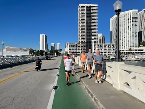 DenisCranstoun's tweet photo. What a gm at #ArtBasel inaugural @PitchandrunNYC fork into #PitchandRunMIA led by Running legend and Miami Chief Wellness Officer @frankieruiz and a video call with @FrancisSuarez (on the run!) #MiamiTech #RunTech #TrackCred #wagmi https://t.co/BESAcuSKuu
