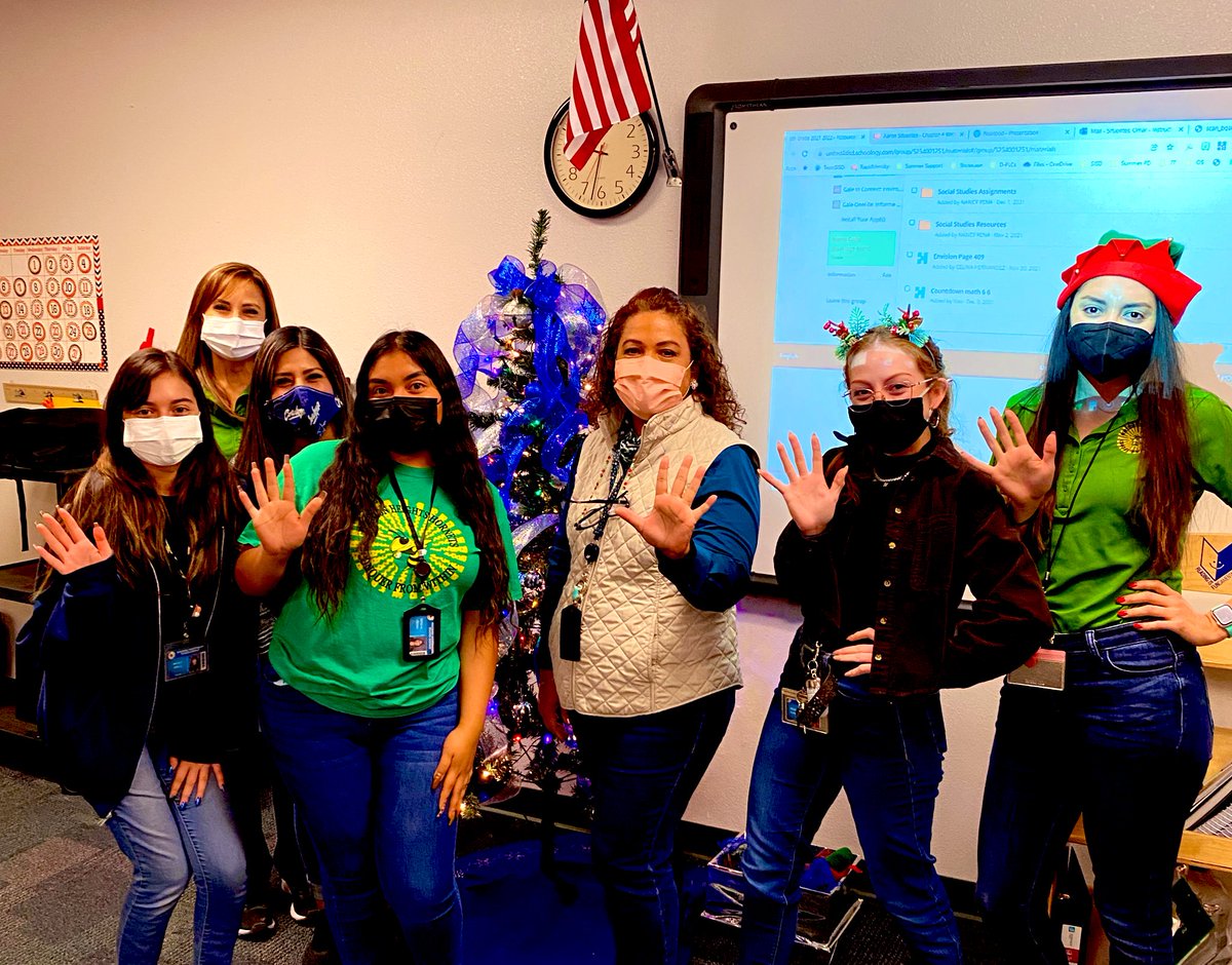 OSifuentes_TECH's tweet photo. 📢Shoutout to the amazing  5th grade team @HHeights_ES !Leveraging a Schoology hack to enhance student learning 👩🏻‍💻🧑🏻‍💻  #TeamSISD #SISD_DoTS @LPacheco_HHES @LBatista_HHES @nanpena021_HHE https://t.co/Lmsis22CVX