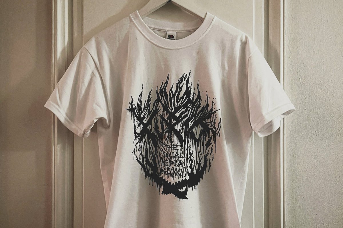 Hoodies for the startups, band tees for us! 👊 This year’s edition straight outta the print for the pre-xmas party. A true collector’s item, made only for the <a href="/Kurio_Marketing/">Kurio</a> team. Exclusive much. 💎💎💎