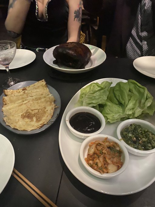 Momofuku in the cosmopolitan did not disappoint. And milk bar for dessert 🤤🥰 https://t.co/O0y5SCYTml