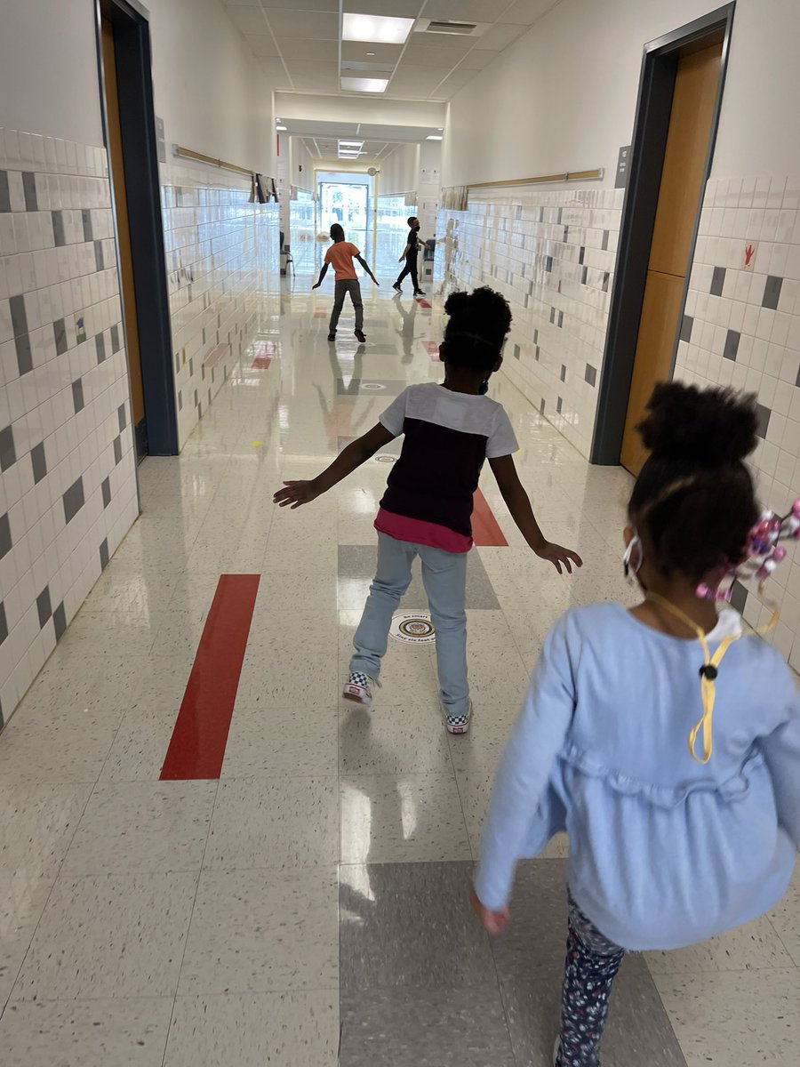 Kristy Taxson tweet media