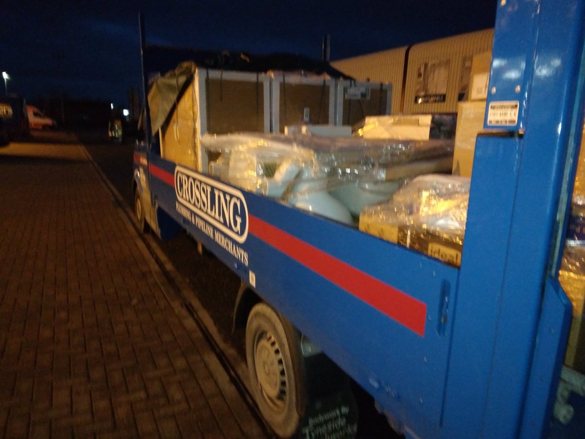 CrosslingDL's tweet photo. What a way to finish the a busy week with a Full van all ready and loaded for Monday's delivery bright and early, we all love a Full Van Friday #fullvanfriday #crossling #crosslingdarlo #boilers #polypipe #Ideal #Adey #Fernox #coppertube #underfloor https://t.co/3hOfWGxHkx