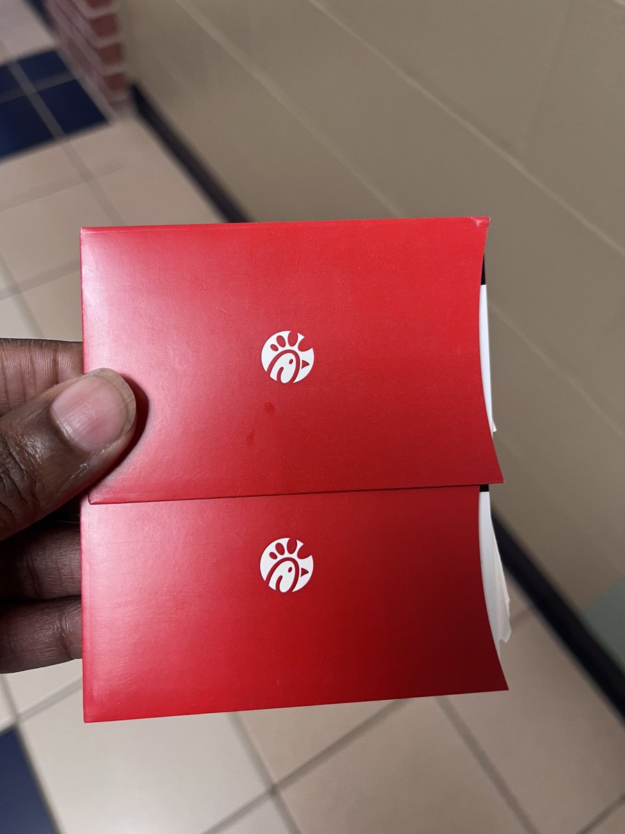 IamDivaTHicks's tweet photo. Random Acts of Kindness for some of my coworkers! #10moredays #randonactsofkindness #lunchonme https://t.co/EZ9RroY4qQ