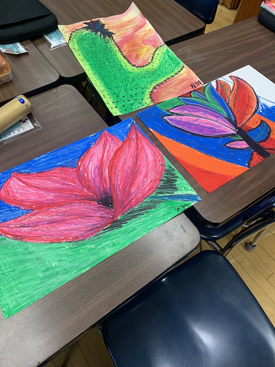 MrsRevak's tweet photo. We loved creating our own interpretation of Georgia O’Keeffe’s work today during Art Enrichment! So many artists in room 306! https://t.co/BfLAgZQjs5