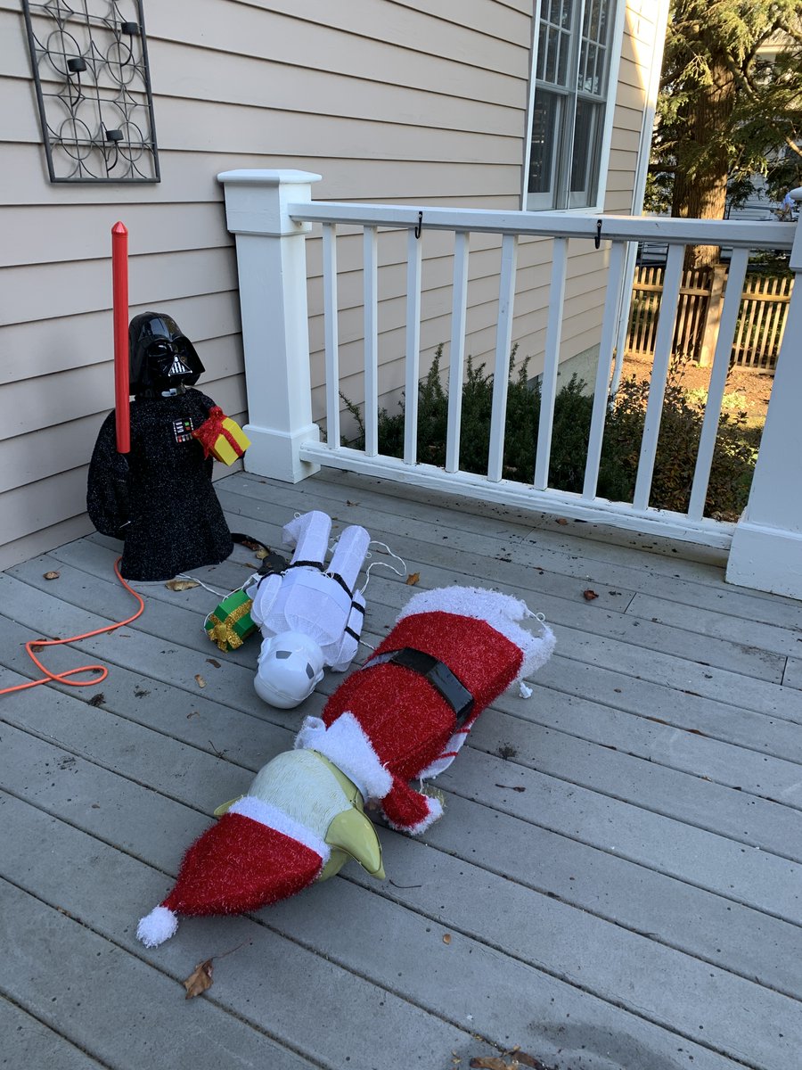 John F. Kelley (@jfk) on Twitter photo People are saying it was "just the wind," but I'm not so sure... #starwars <a href="/DarthVader/">Darth Vader</a> @HamillHimself People are saying it was "just the wind," but I'm not so sure... #starwars <a href="/DarthVader/">Darth Vader</a> @HamillHimself