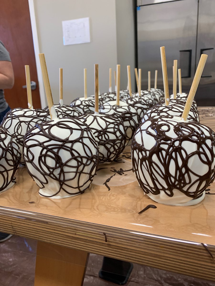MasterProvision's tweet photo. A busy Friday at MP!!! We welcomed volunteer groups from Covington Classical Academy and 
@Ryle_HS . It's also "apple makin'" day as we prepare to say a Christmas thank you! https://t.co/1HAbGRd1E0
