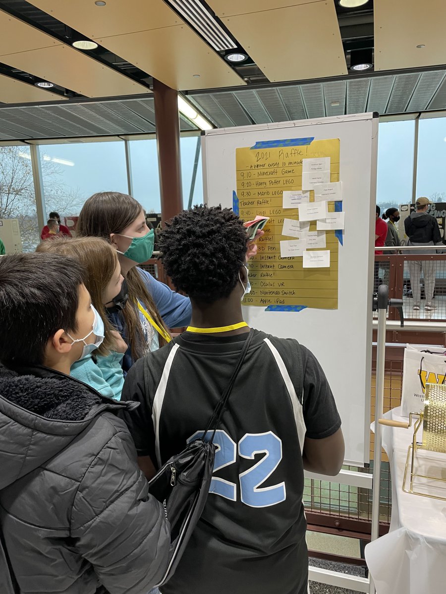 KRESAIS's tweet image. We had the opportunity to check out @WesternMichU  Innovation Expo this morning! @KalRESA #swmistem #mistem #innovation