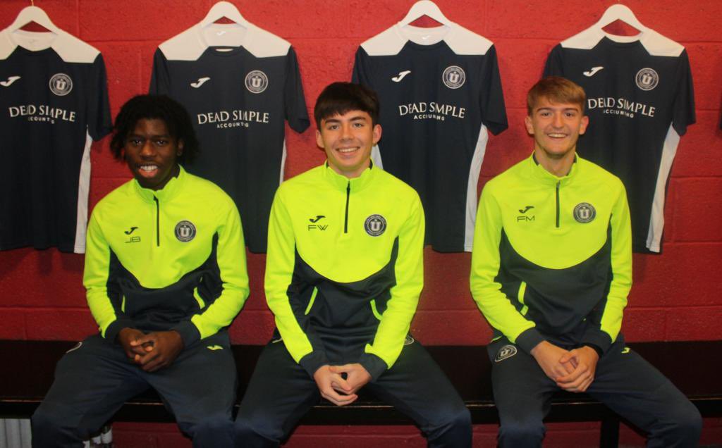 unitedselect's tweet photo. It was a cold one this week but the new @DeadSimpleAcc @unitedselect kit looked ๐ฅ Massive thankyou to them for sponsoring the new kit, more pics next week! #deadsimple https://t.co/EowqynfMs0