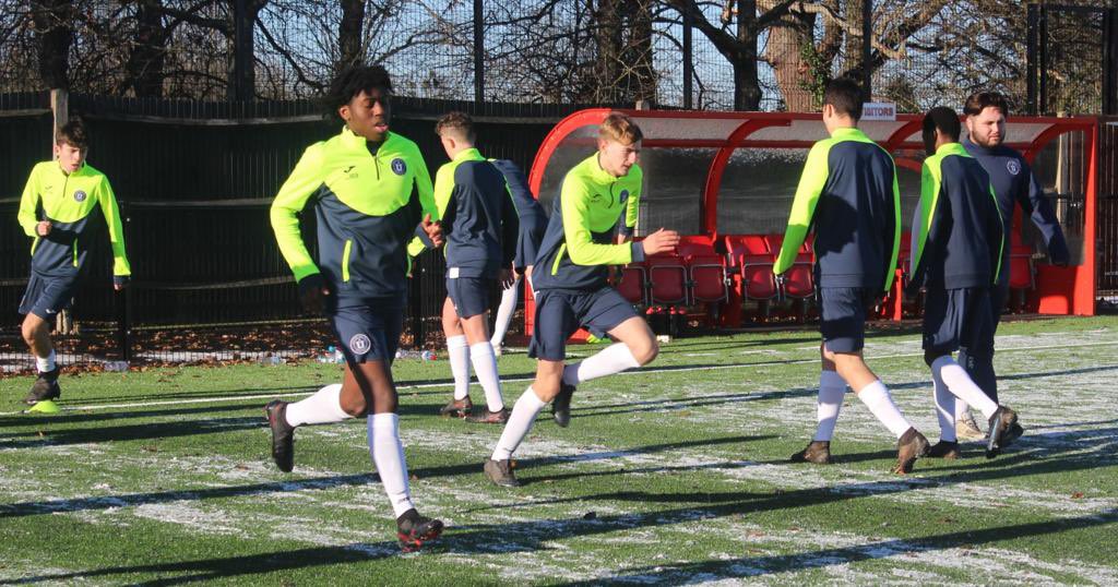 unitedselect's tweet photo. It was a cold one this week but the new @DeadSimpleAcc @unitedselect kit looked ๐ฅ Massive thankyou to them for sponsoring the new kit, more pics next week! #deadsimple https://t.co/EowqynfMs0