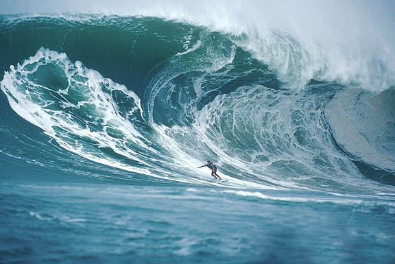 GabrielSMoses's tweet photo. also, all images are inspired by meticulous studies of color photos. so things always starts with me sifting thru a bunch of surfing websites (they have the best waves!) or whatever Google spews out its end. THEN I kill the surfer and hail the new wave, long live!

(5/5) https://t.co/EkKXRv5oEj