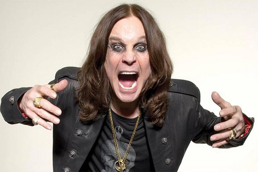PreludioPosadas's tweet photo. ¡Feliz 73 Príncipe de la oscuridad!
Hoy 3 de Diciembre, es el cumpleaños del gran @OzzyOsbourne, músico, cantante y compositor británico con más de 40 años de carrera, donde se destacó como cantante de @BlackSabbath y artista solitario. https://t.co/6YAeohACH5
