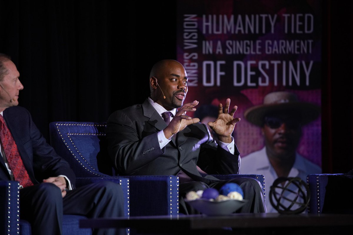 teamdraft's tweet photo. @DyWakefield @chrisdraft @polksbc1 @Lpolk515inluv Our cofounder @NFLLegends @AtlantaFalcons @chrisdraft accepted the @FultonInfo #LCAM proclamation and challenged the #FultonCo LC community to lead @AmericanCancer @CDC_Cancer @WinshipAtEmory @WellstarHealth @PiedmontHealth @NorthsideHosp @GradyHealth @MSMEDU #InfluenceTheWorld https://t.co/mbNpJUSZ65