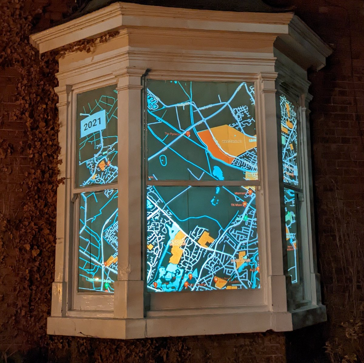 boilerwadding's tweet photo. Our #LincolnWestEndLights theme this year is maps! Featuring old maps of Lincoln from the 1790s to the 1950s, plus some custom styled Google Maps :-) https://t.co/jskJPj2IKU
