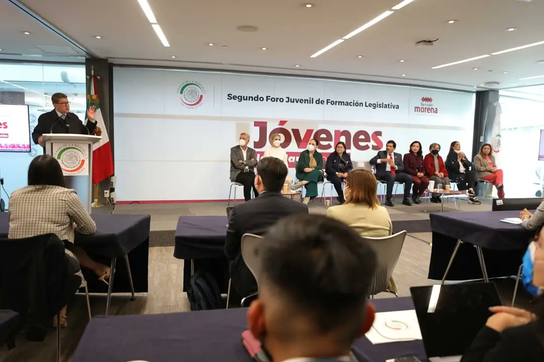 catymonreal_'s tweet photo. Hoy tuve la oportunidad de asistir al #SegundoForo de #jovenesalau legislando por la #Transformación.
Es fundamental que lxs jóvenes sean escuchados, tengan mayores oportunidades y cuenten con las herramientas adecuadas para poder legislar y generar #PolíticasPúblicas para todxs https://t.co/tkFPVSj9St