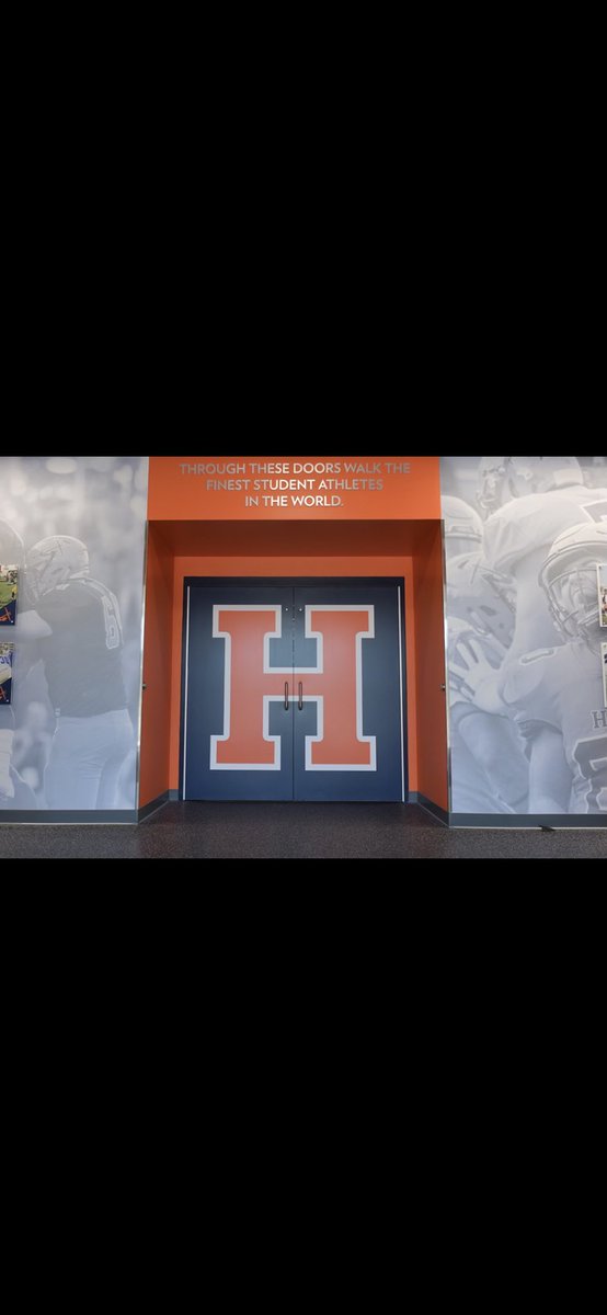 2022cdean's tweet photo. Thanks to @PStuursm and @HopeCollegeFB for having me out on the visit and offering a roster spot. Great culture and community. Go Hope!🟧🟦 https://t.co/2emMAvsSrc